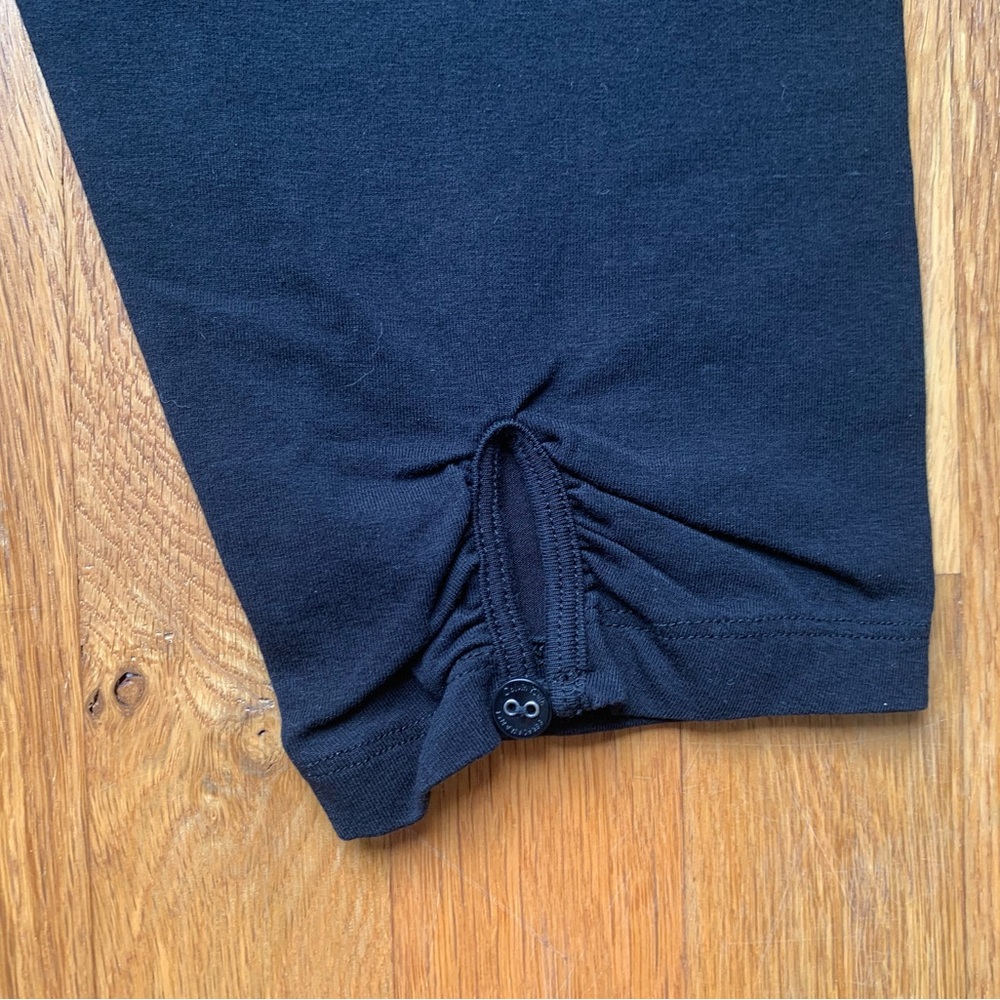 Calvin Klein Black Capris Women’s Large - Picture 5 of 7